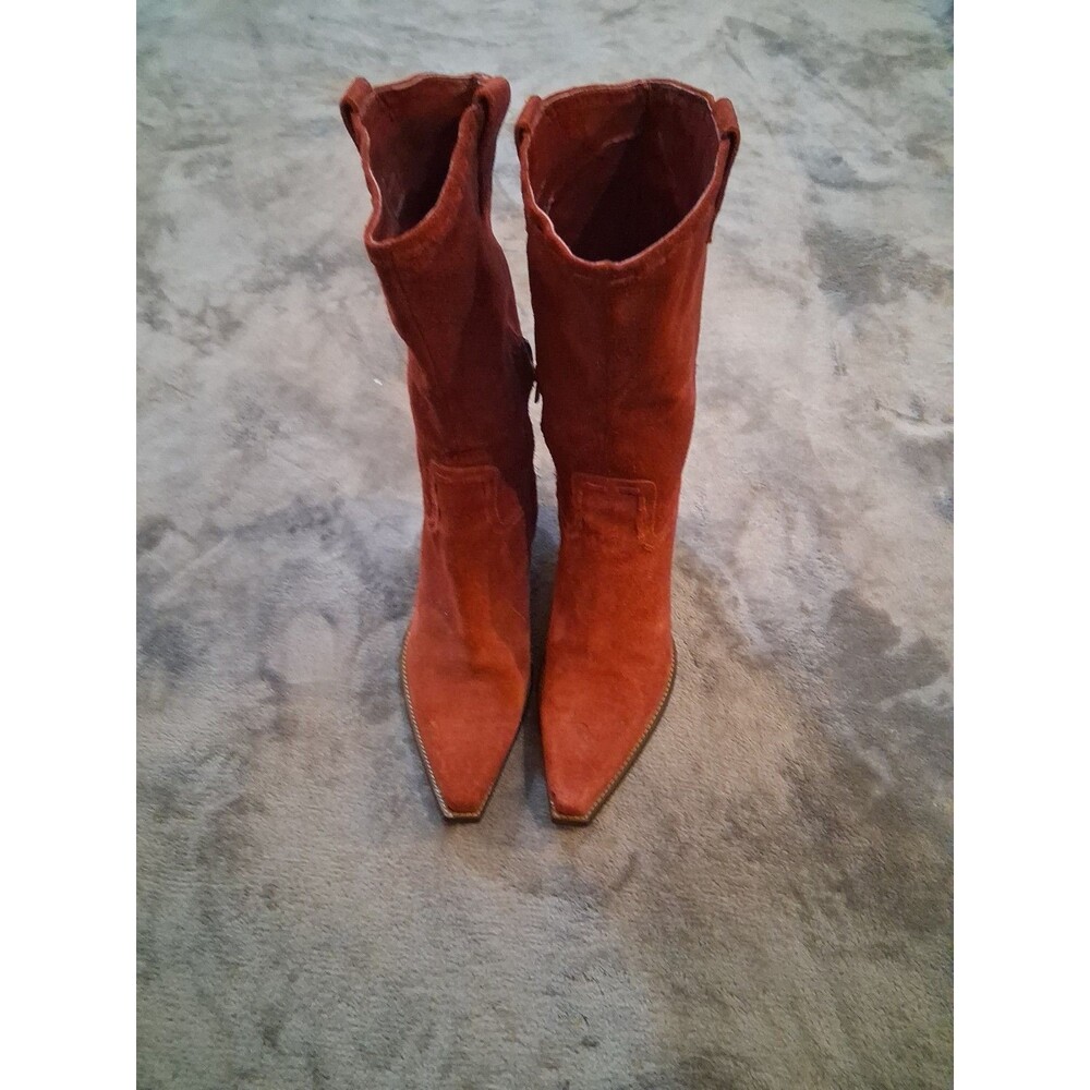 BCBG Boots Women’s Size 7B Burnt Red Suede Western Cowboy